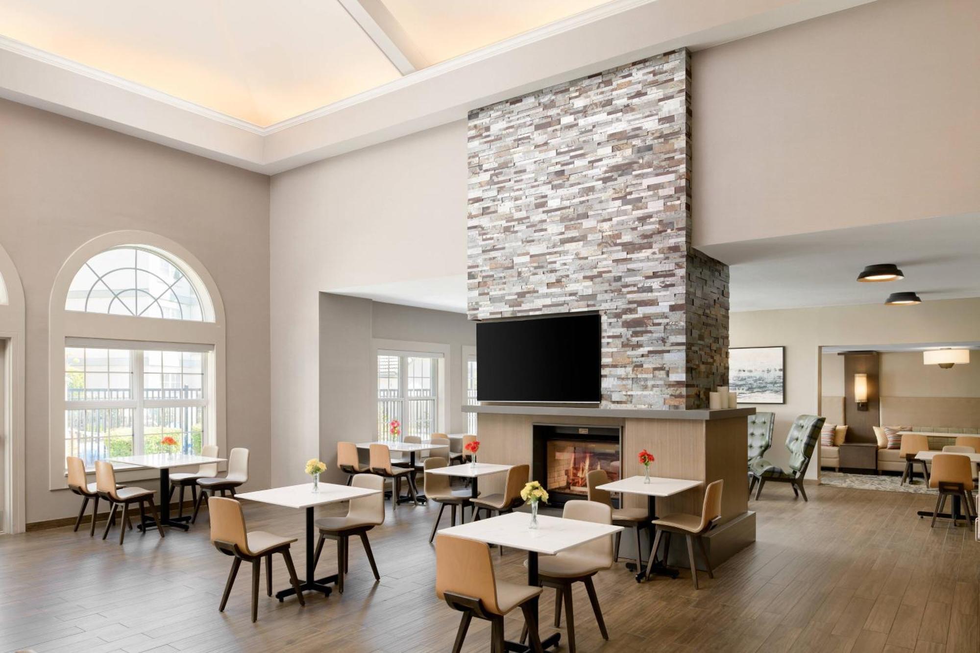 Residence Inn Pleasanton Exterior photo